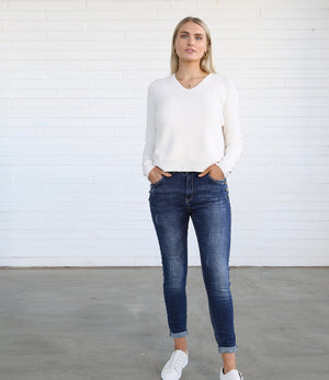 Julia Ribbed V-Neck Jumper